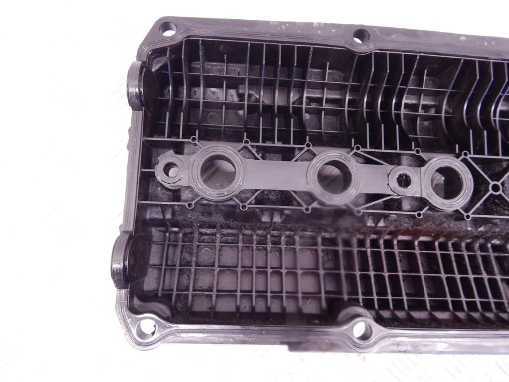 Клапанная крышка к BMW 5 E39 (95-00)
