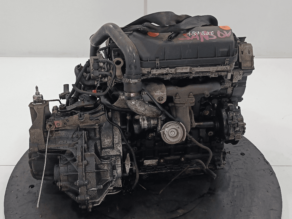 Двигатель к Renault Espace 4 (02-06)