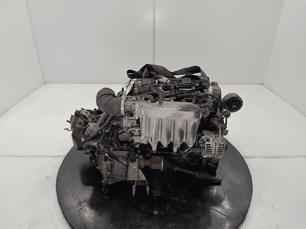 Двигатель к Mitsubishi Carisma (95-99)