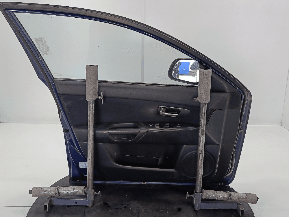 Дверь передняя левая к Mazda 3 BK Рестайлинг (06-09)