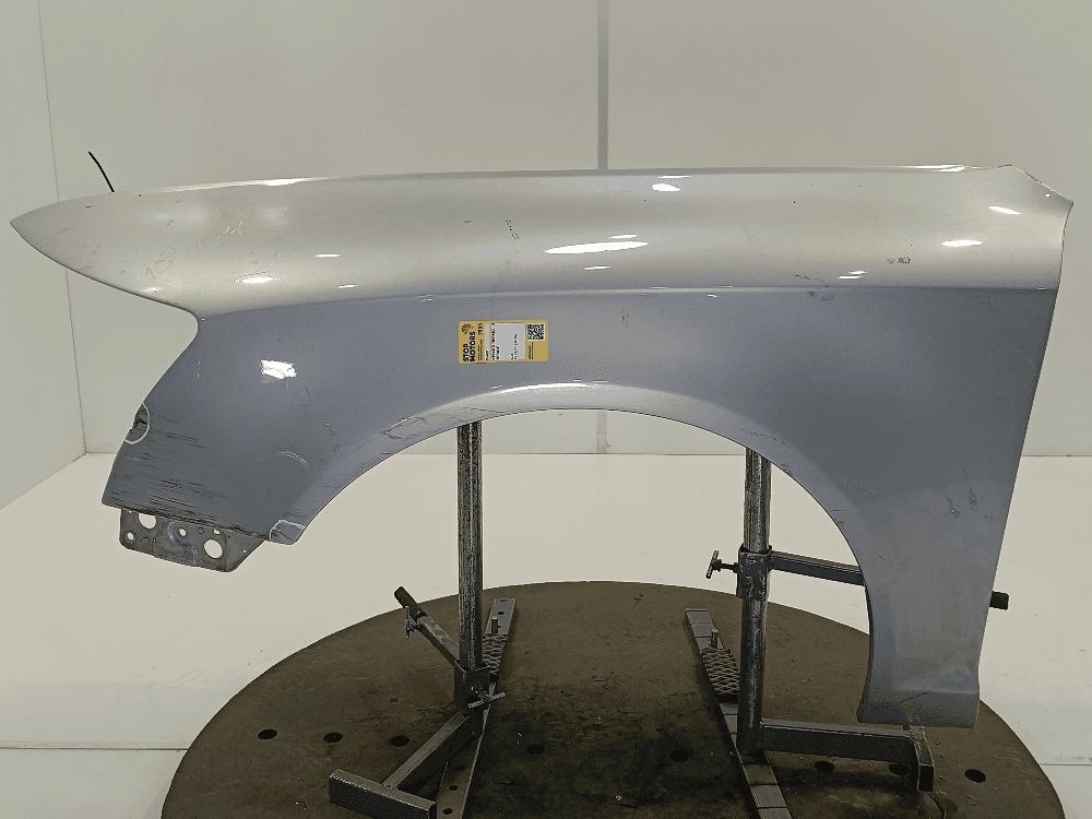Крыло переднее левое к Audi A6 C6/4F (04-08)
