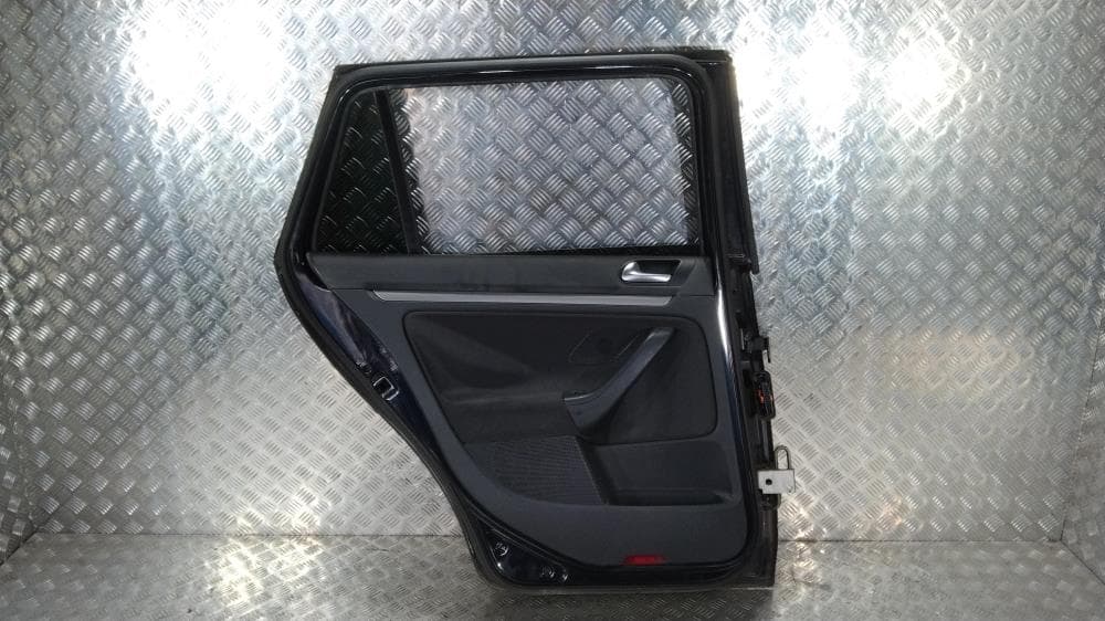 Дверь задняя левая к Volkswagen Golf 6 (08-15)