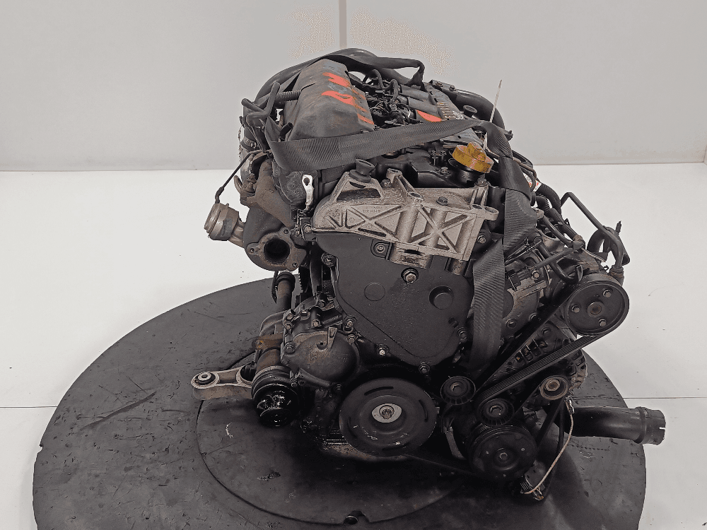 Двигатель к Renault Laguna 2 (01-05)