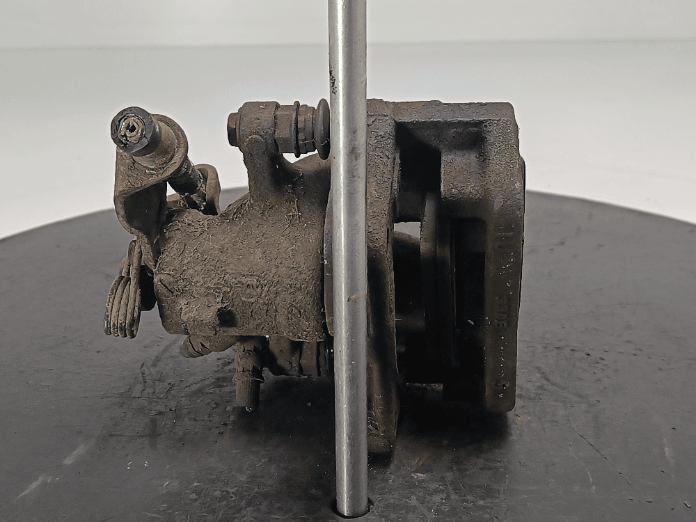 Суппорт задний правый к Opel Zafira B (05-10)