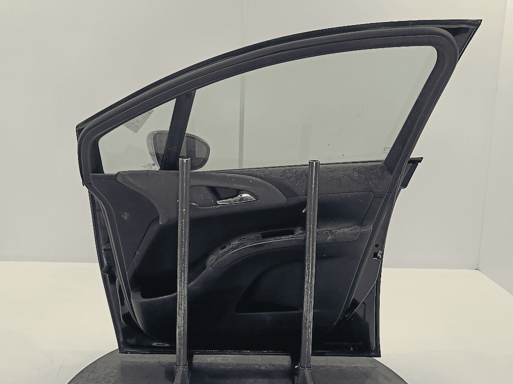 Дверь передняя правая к Opel Meriva 2 (10-14)