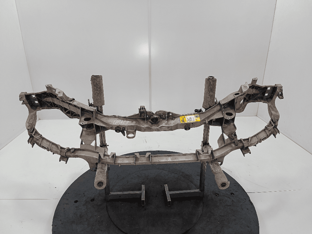Передняя панель крепления облицовки (телевизор) к Ford C-Max 1 (03-07)