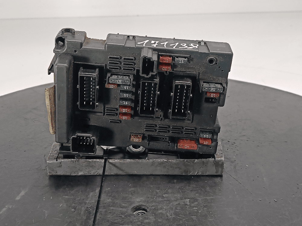 Блок BSM к Peugeot 307 (01-05)