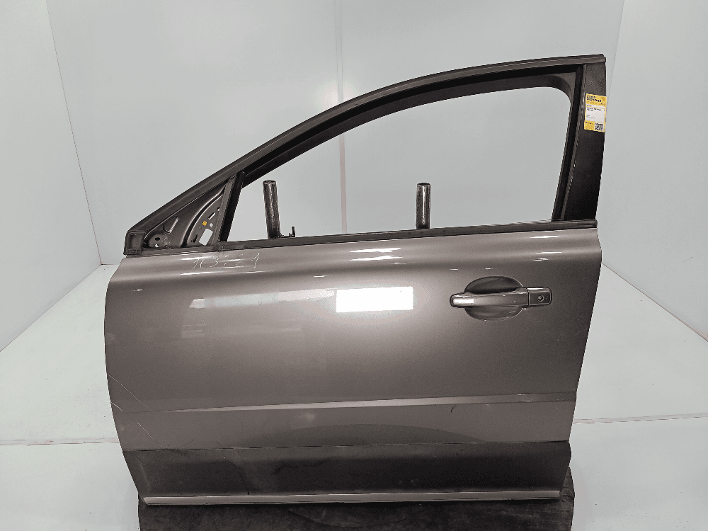 Дверь передняя левая к Volvo XC70 3 (07-13)