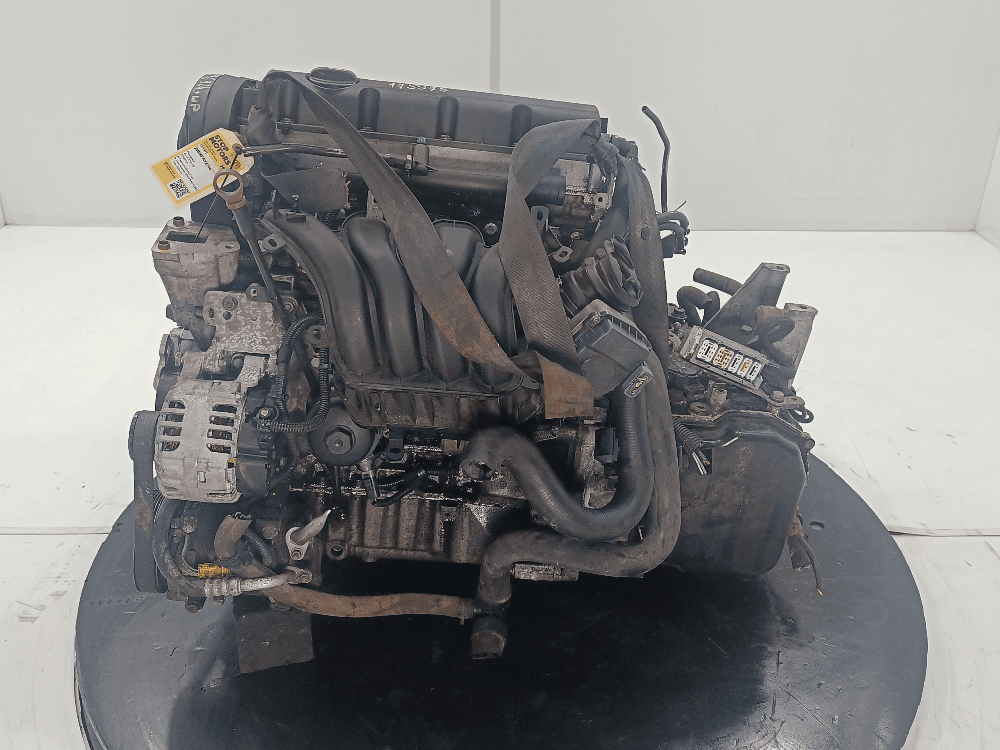 Двигатель к Peugeot 407 (04-11)