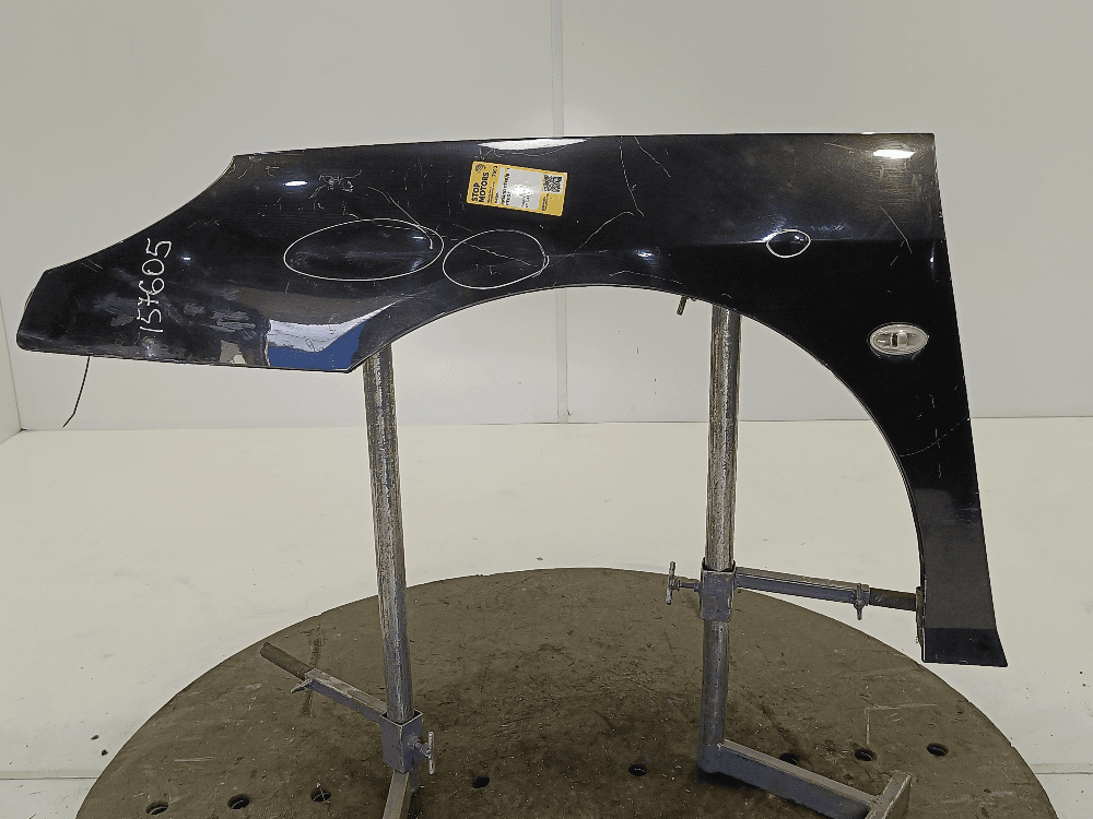 Крыло переднее левое к Peugeot 407 (04-11)