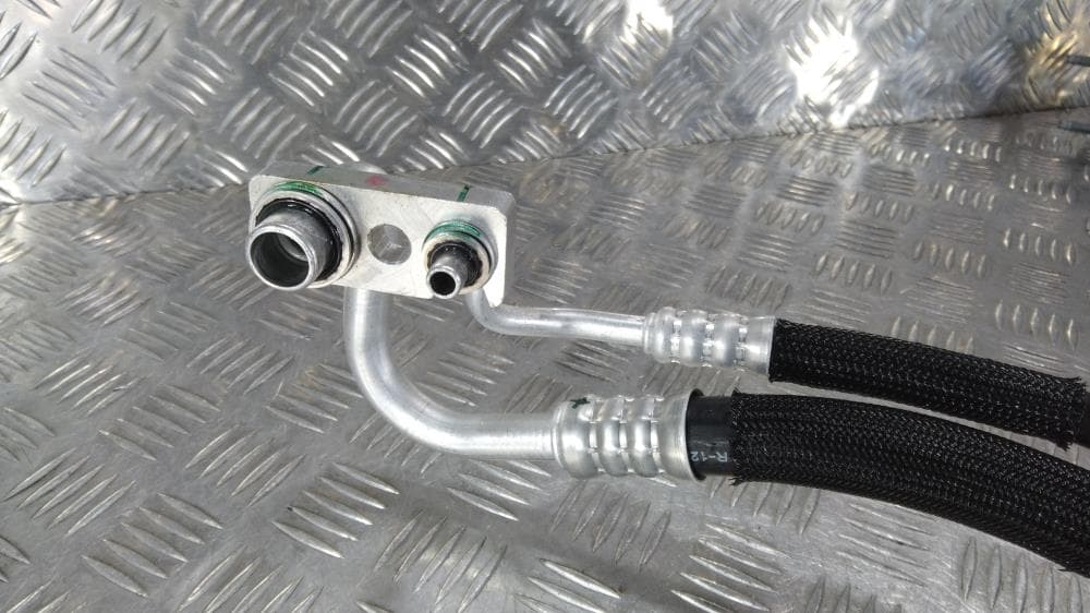 Патрубок радиатора к Jeep Grand Cherokee WL (21-24)