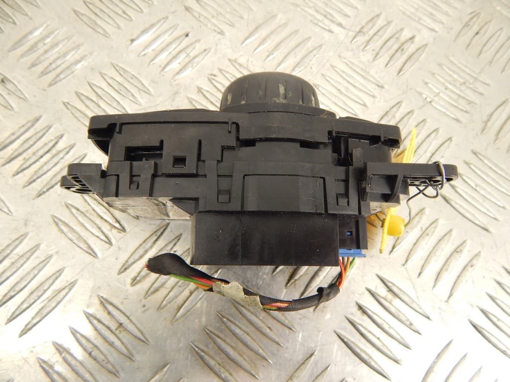 Джойстик управления мультимедиа к BMW 1 F20/F21 (11-15)