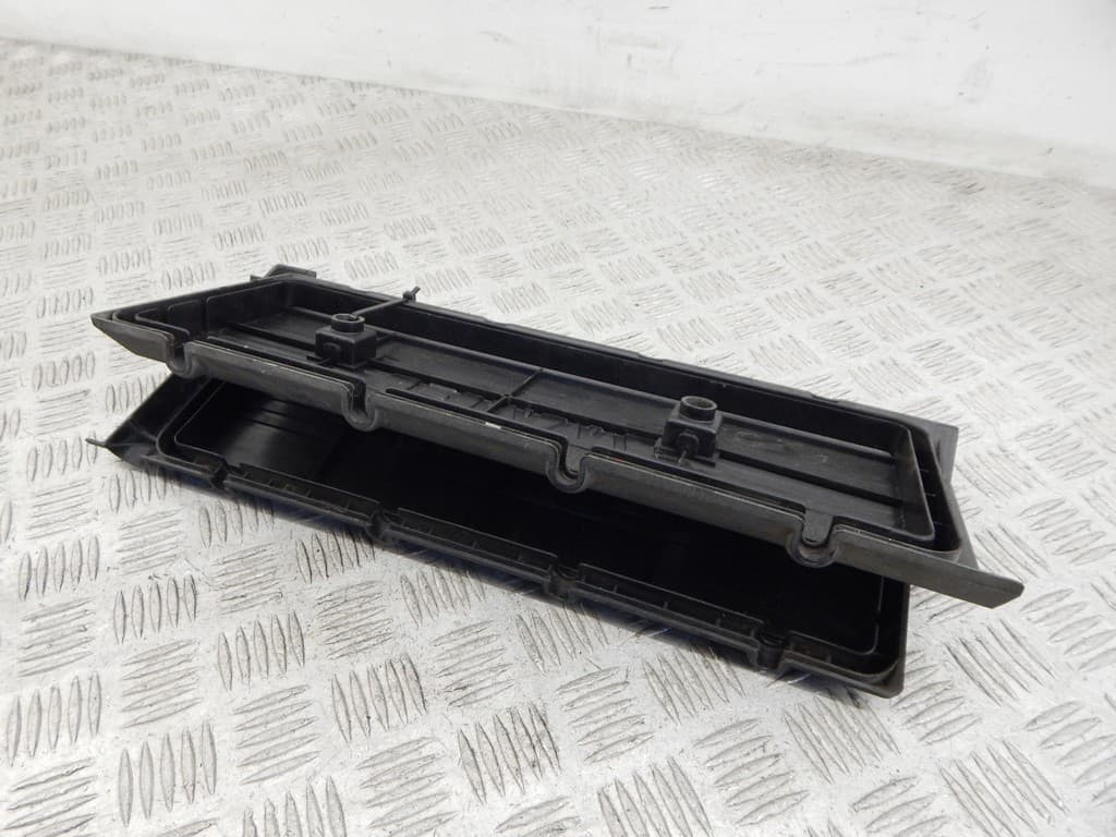 Декоративная крышка двигателя к BMW 7 E38 (94-98)