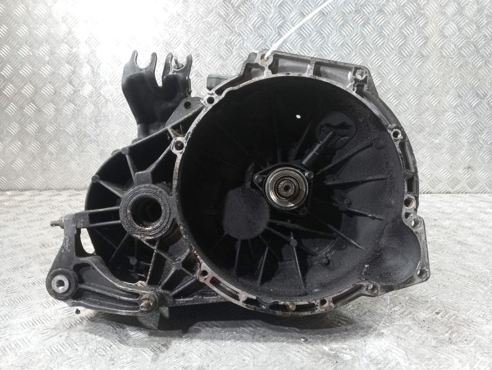 КПП механическая (МКПП) к Opel Corsa D (06-11)