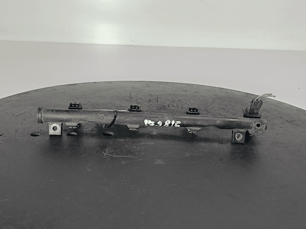 Топливная рампа к Renault Laguna 2 (01-05)