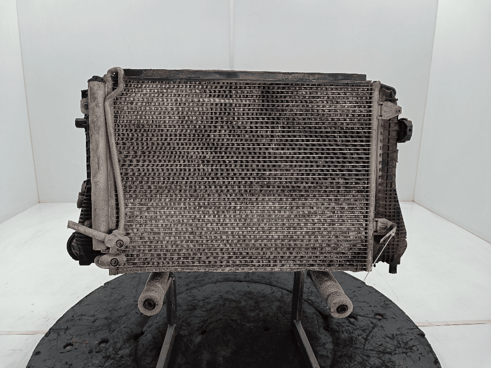 Кассета радиаторов к Volkswagen Passat B6 (05-10)