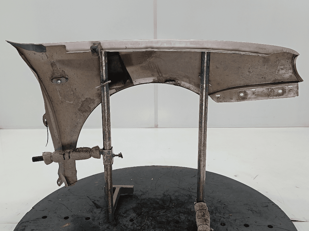 Крыло переднее левое к Volkswagen Golf 4 (97-06)