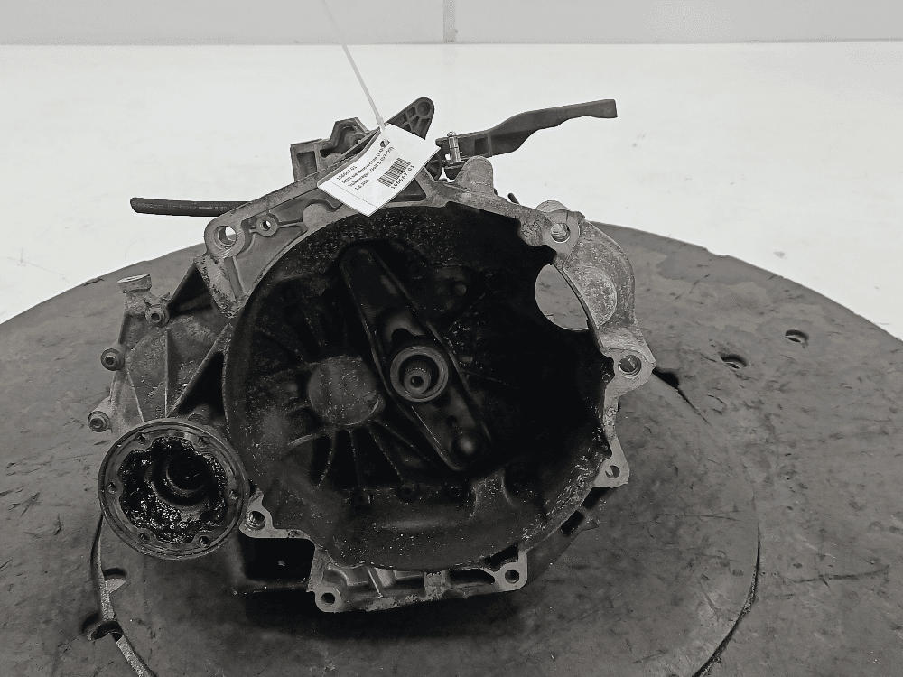 КПП механическая (МКПП) к Volkswagen Golf 5 (03-09)