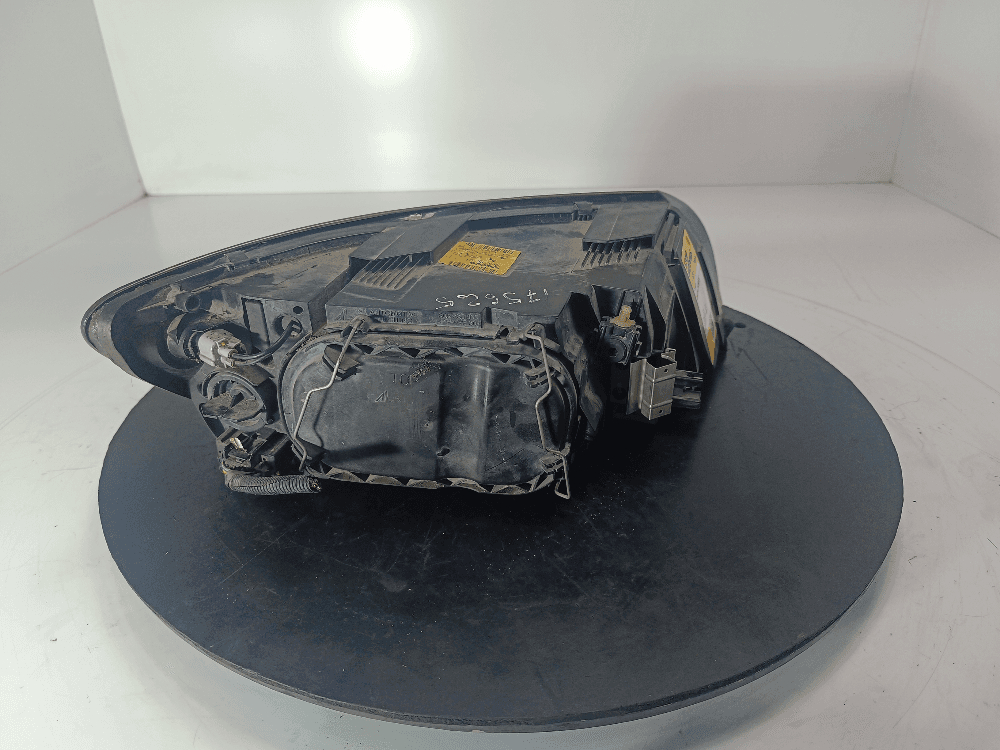 Фара левая к Volvo V50 (03-10)