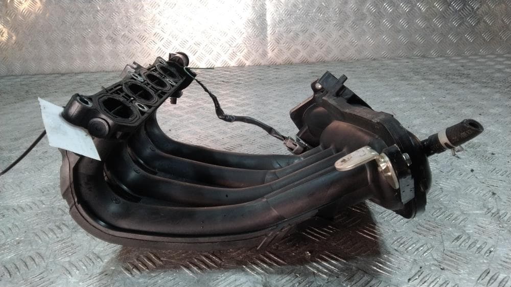 Коллектор впускной к Nissan  Note E11 (05-09)