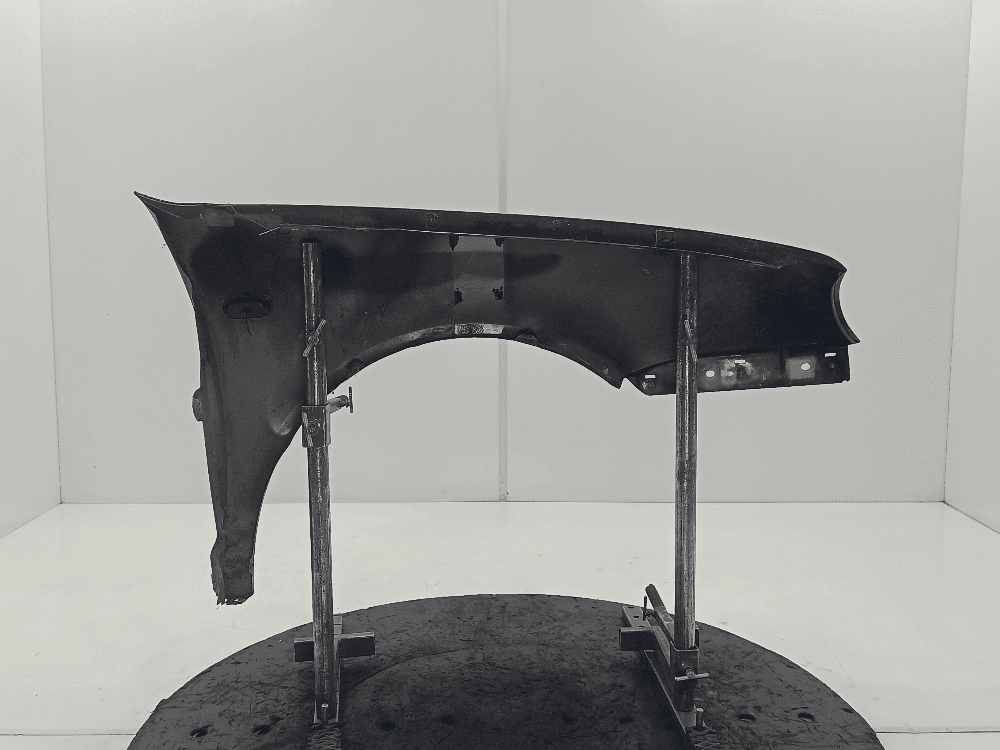 Крыло переднее левое к Volkswagen Golf 4 (97-06)