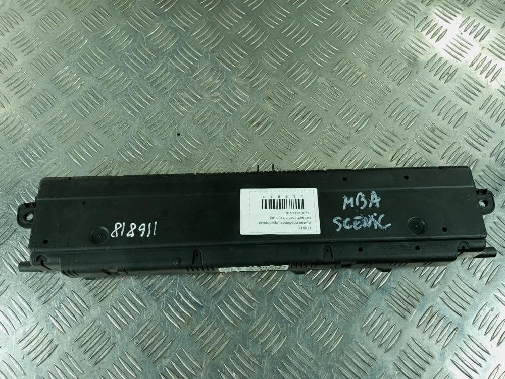 Щиток приборов (приборная панель) к Renault Scenic 2 (03-06)