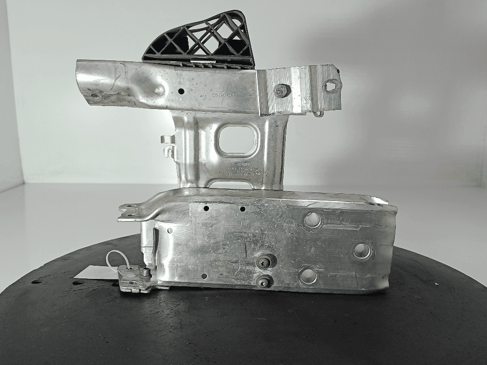 Кронштейн к BMW 3 F30/F31 (11-15)