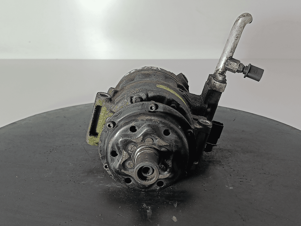 Компрессор кондиционера к Volkswagen Touareg 1 (02-07)