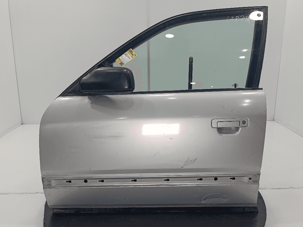 Дверь передняя левая к Audi 100 C4 (90-94)