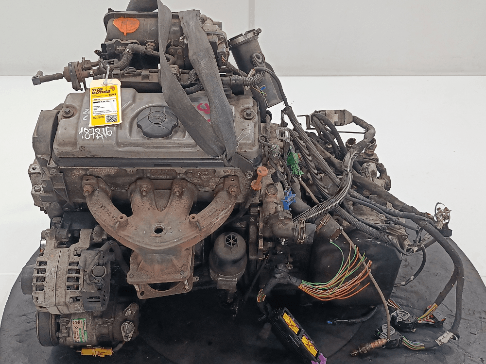 Двигатель к Citroen C3 1 (02-06)