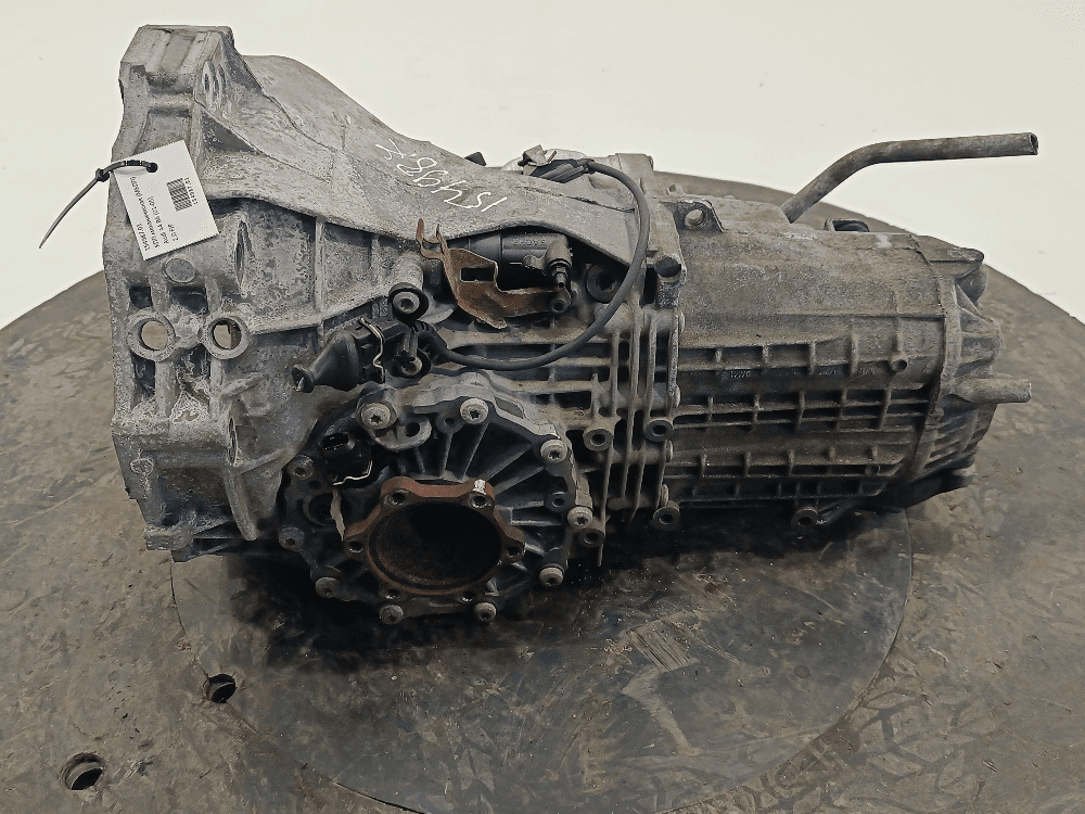 КПП механическая (МКПП) к Audi A4 B6 (01-05)