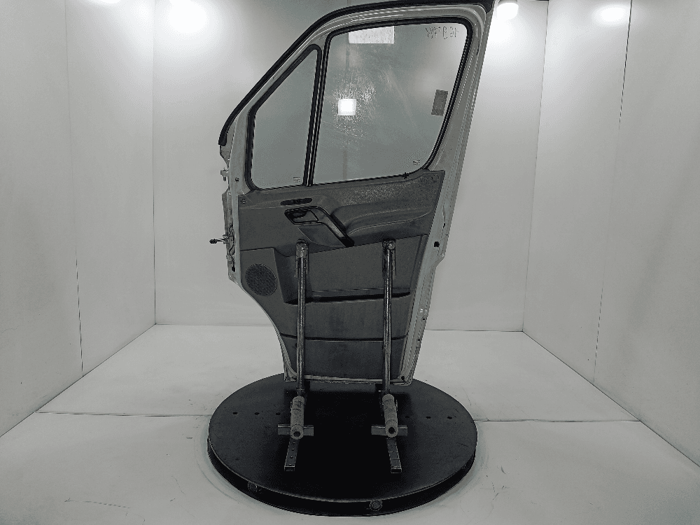 Дверь передняя правая к Mercedes Sprinter W906 (06-14)