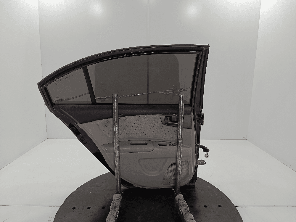 Дверь задняя левая к Kia Magentis 2 (06-08)