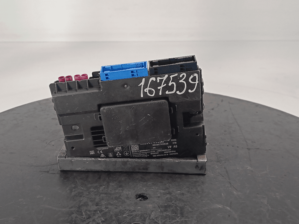 Блок управления (другие) к Volkswagen Touareg 3 (18-24)