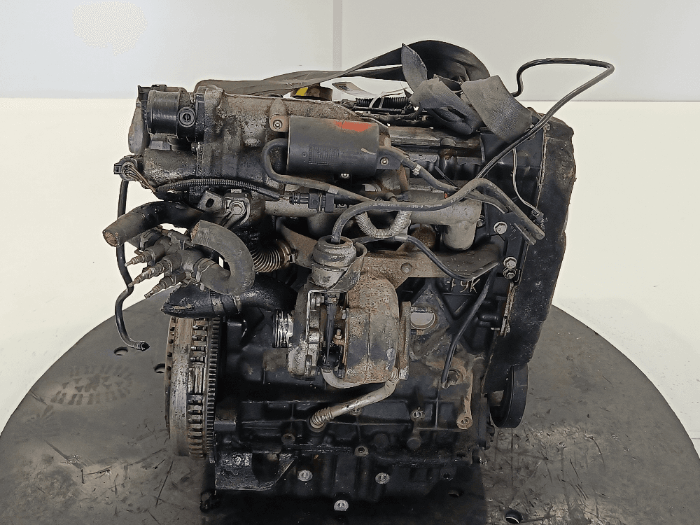 Двигатель к Renault Laguna 2 (01-05)