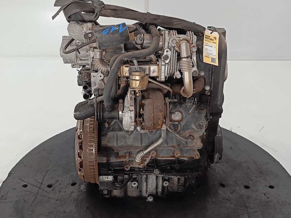 Двигатель к Renault Scenic 2 (03-06)