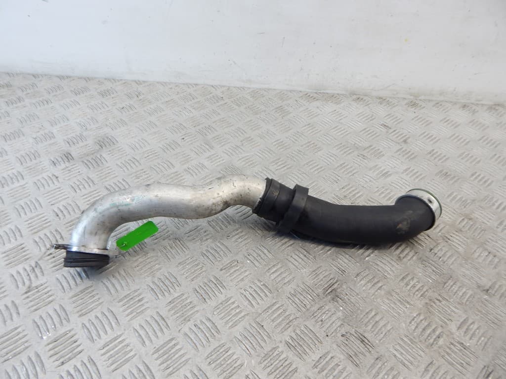 Патрубок интеркулера к BMW 3 E46 (97-03)