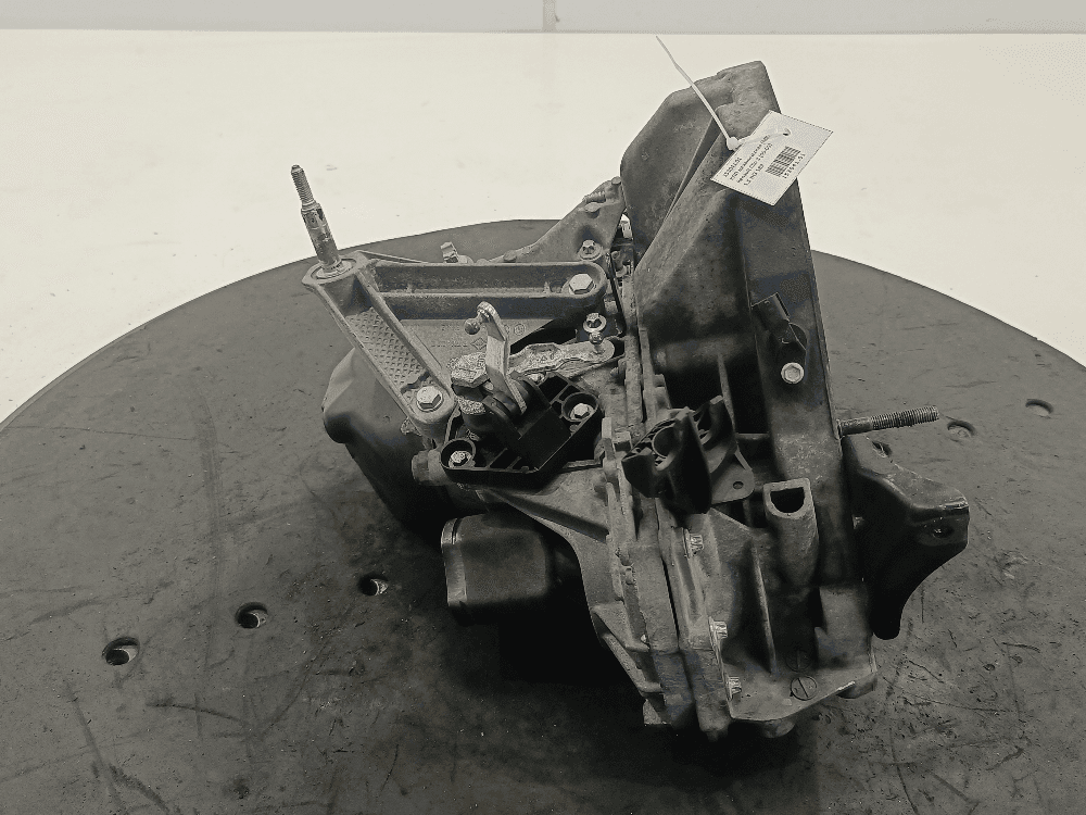 КПП механическая (МКПП) к Renault Clio 3 (05-09)