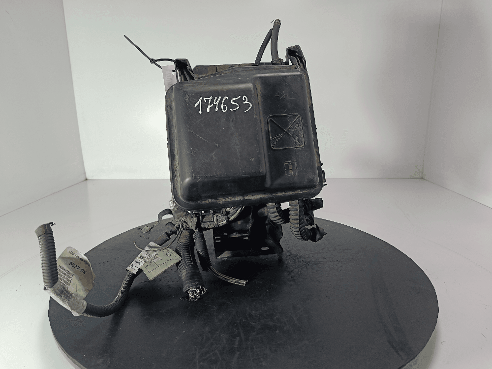 Блок предохранителей к Citroen C4 1 (04-08)