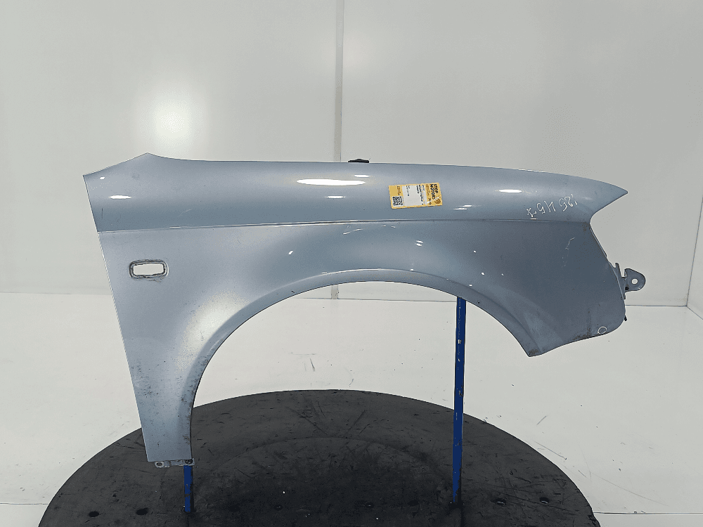 Крыло переднее правое к Audi A4 B7 (04-09)