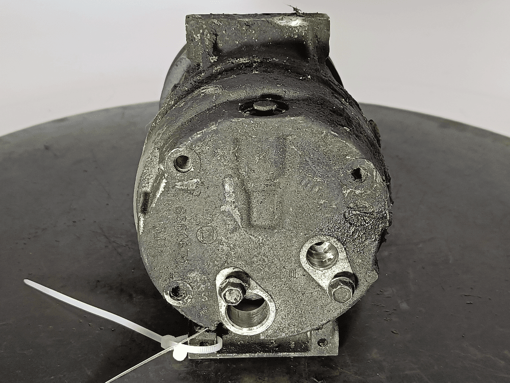 Компрессор кондиционера к Renault Megane 1 Рестайлинг (99-03)