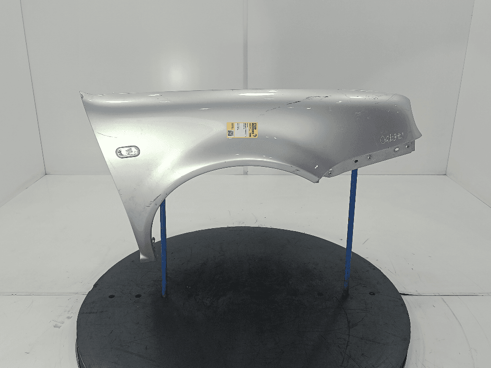 Крыло переднее правое к Volkswagen Golf 4 (97-06)