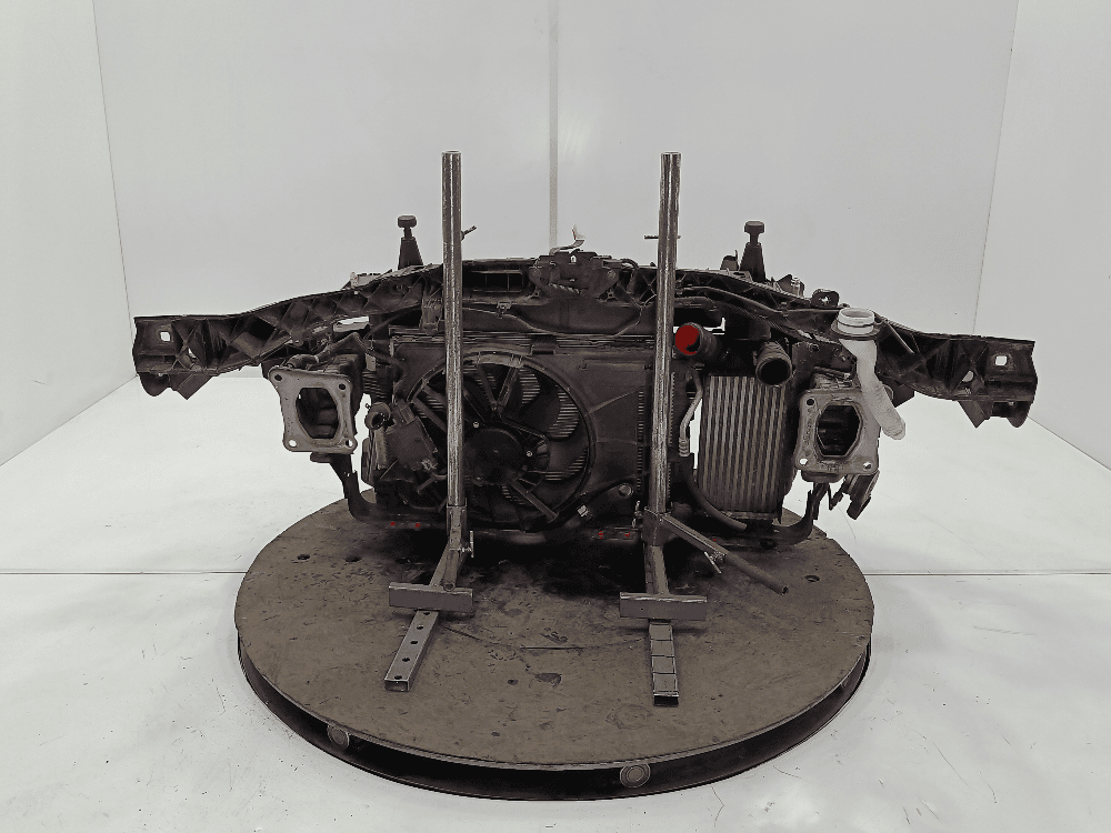 Передняя панель крепления облицовки (телевизор) к Ford C-Max 2 (10-15)