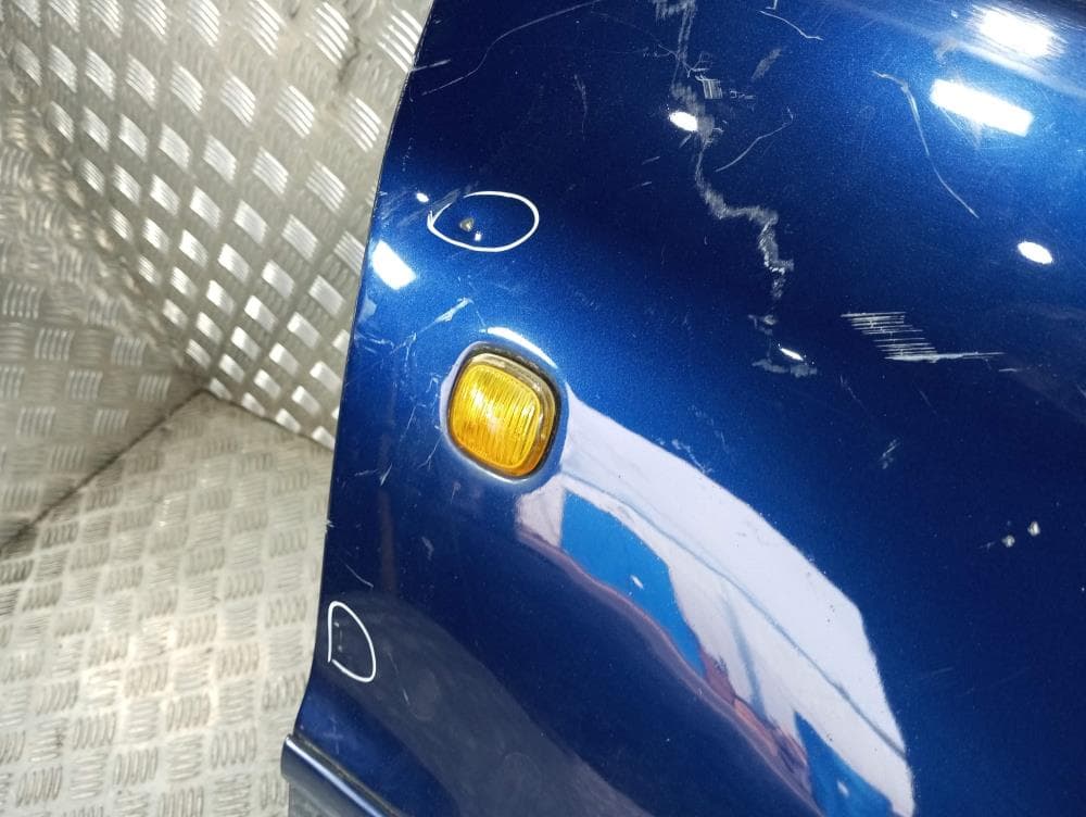 Крыло переднее правое к Audi A4 B5 (94-99)