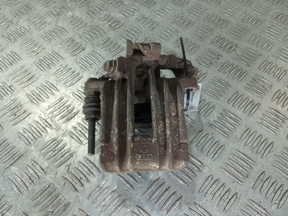 Суппорт задний левый к Volkswagen Golf 4 (97-06)