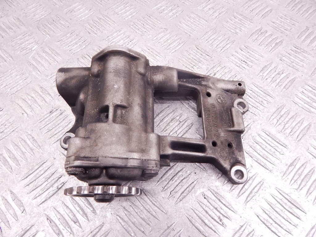 Насос масляный к BMW 5 E39 Рестайлинг (00-04)