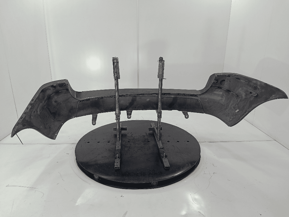 Бампер задний к Peugeot 307 (01-05)