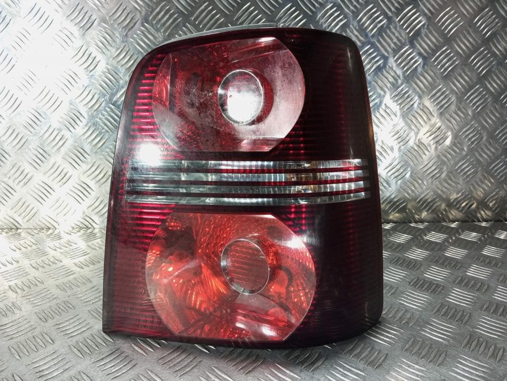 Фонарь задний правый к Volkswagen Touran 1 Рестайлинг (06-10)