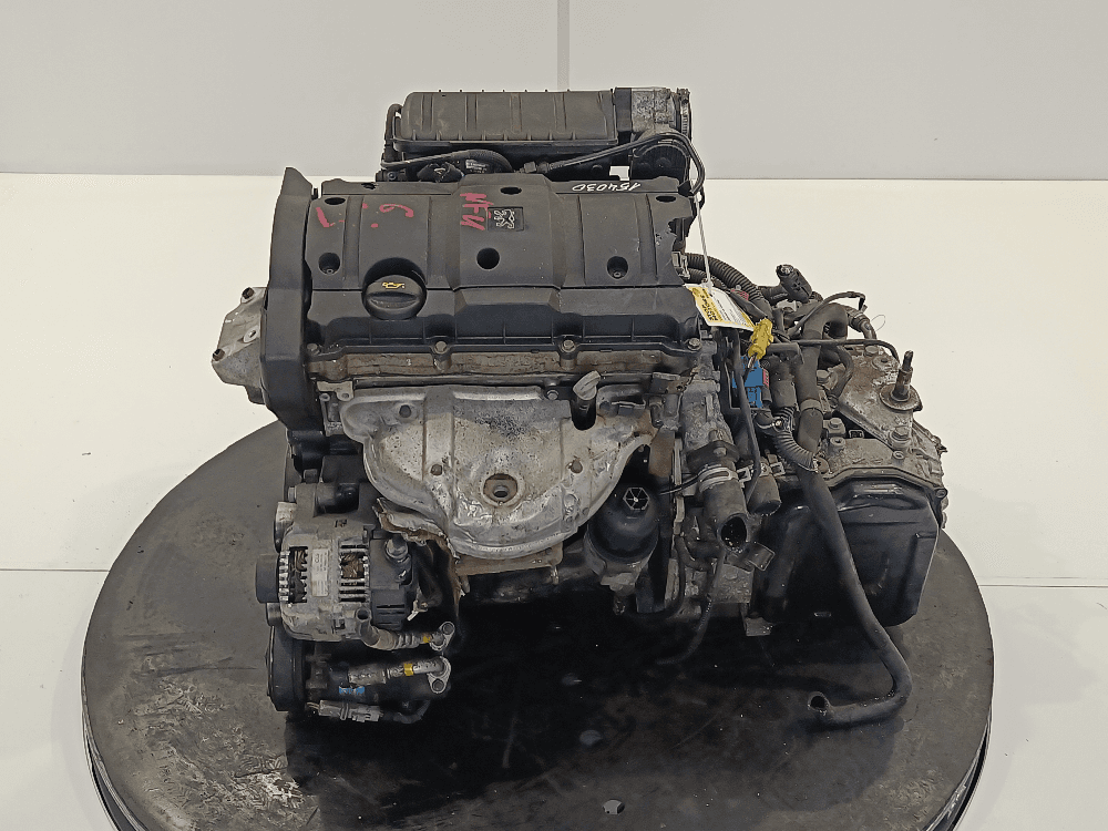 Двигатель к Peugeot 307 (01-05)