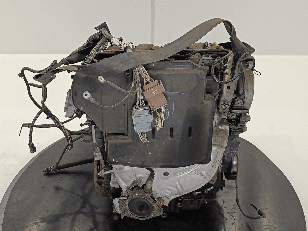 Двигатель к Renault Laguna 2 (01-05)